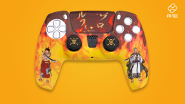 Zestaw gamingowy do personalizacji pada PS5 Dualsense etui + nadkładki na analogi + naklejka One Piece